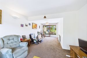 Living room 2- click for photo gallery